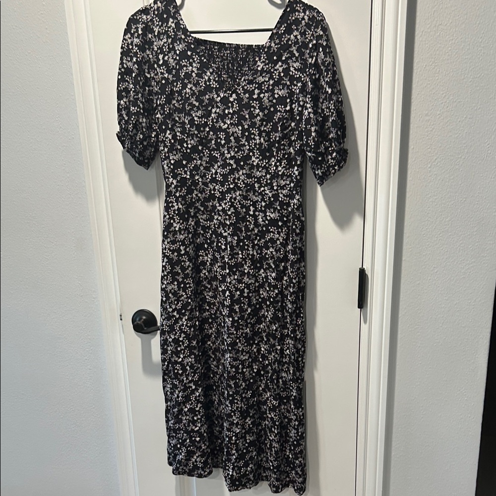 Old Navy Black Floral Midi Dress with Puff Sleeves